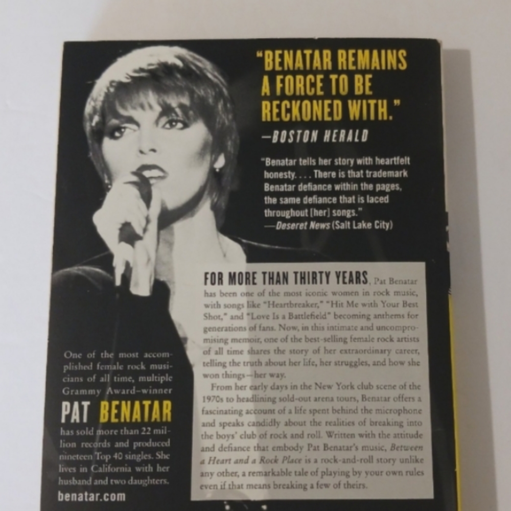Between A Heart And A Rock Place, A Memoir by Pat Benatar w/ Patsi B Cox - READ - Picture 2 of 7